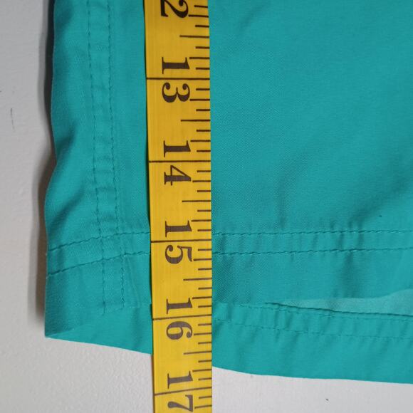 Old Navy Youth Swim Mesh Lined Shorts Green - Picture 4 of 7